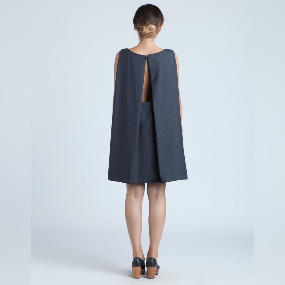 MINT Condition Kaarem tyh.d Boatneck Open Back Dress Size XS Midnight Blue